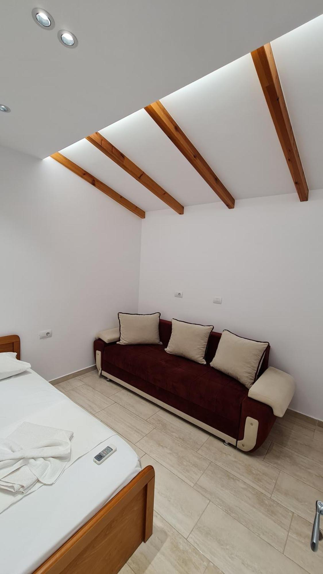 Villa Skenderi Sarandë Eksteriør billede