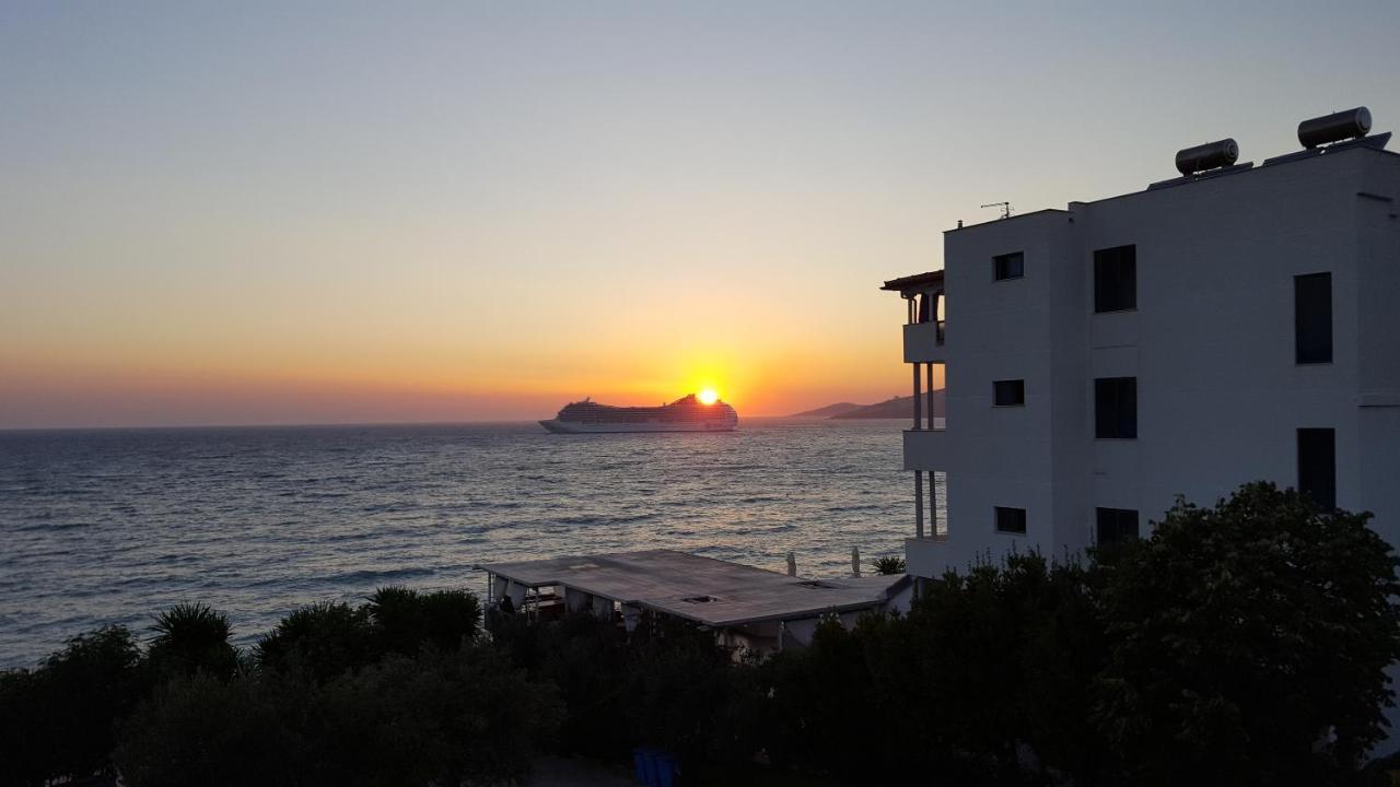 Villa Skenderi Sarandë Eksteriør billede